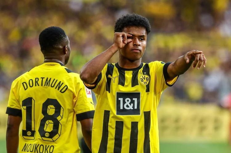 澳客在线登录-胜利之路不易，球队努力拼搏赛季成果显现(胜利之路腾讯视频)