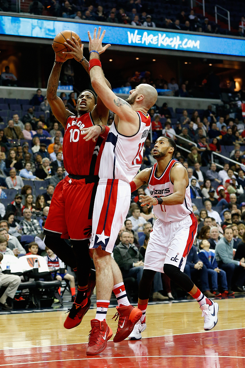 澳客在线-经典的对决:猛龙主场力克勇士登顶的简单介绍