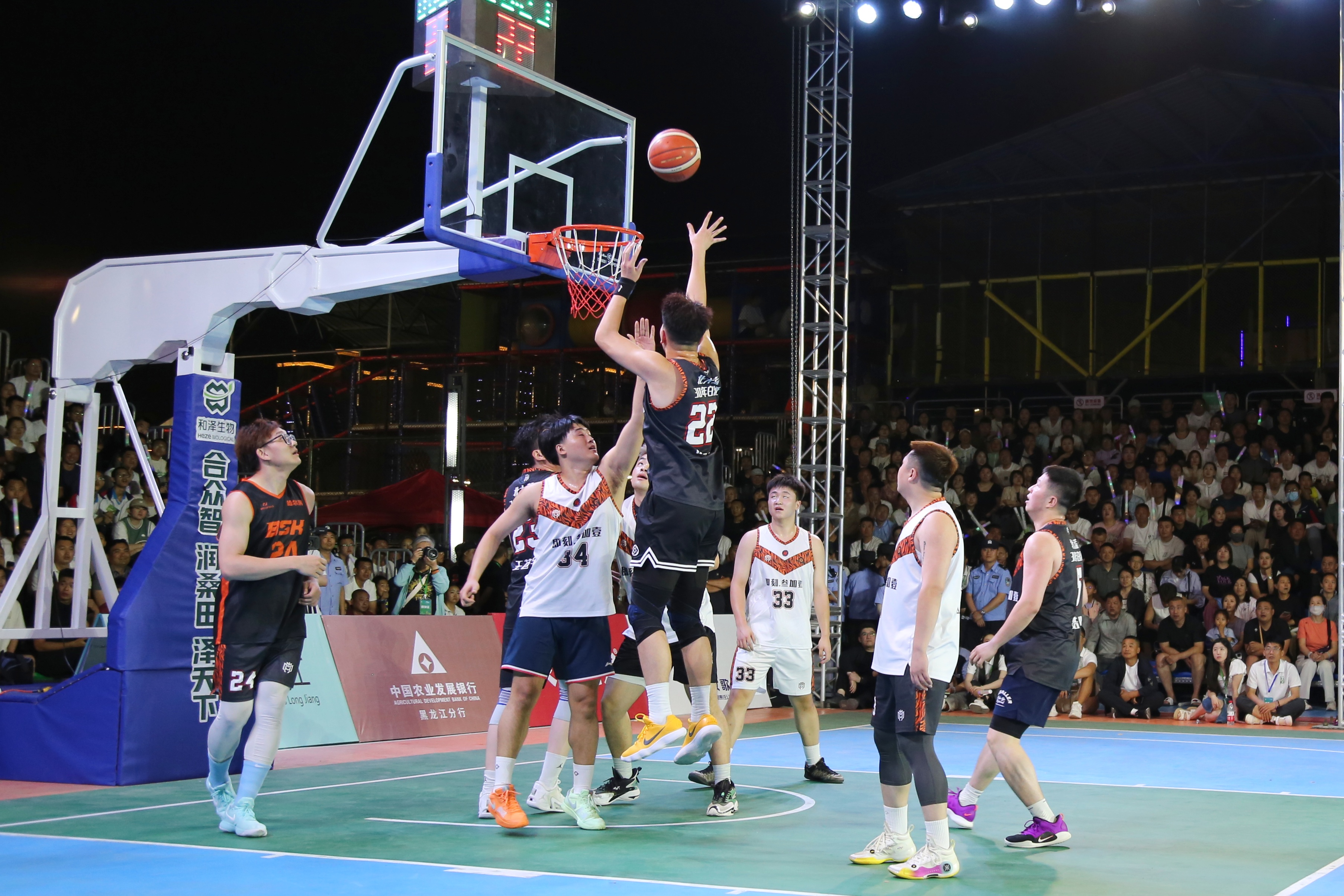 澳客地址-篮球联赛最新一轮的比赛精彩回顾