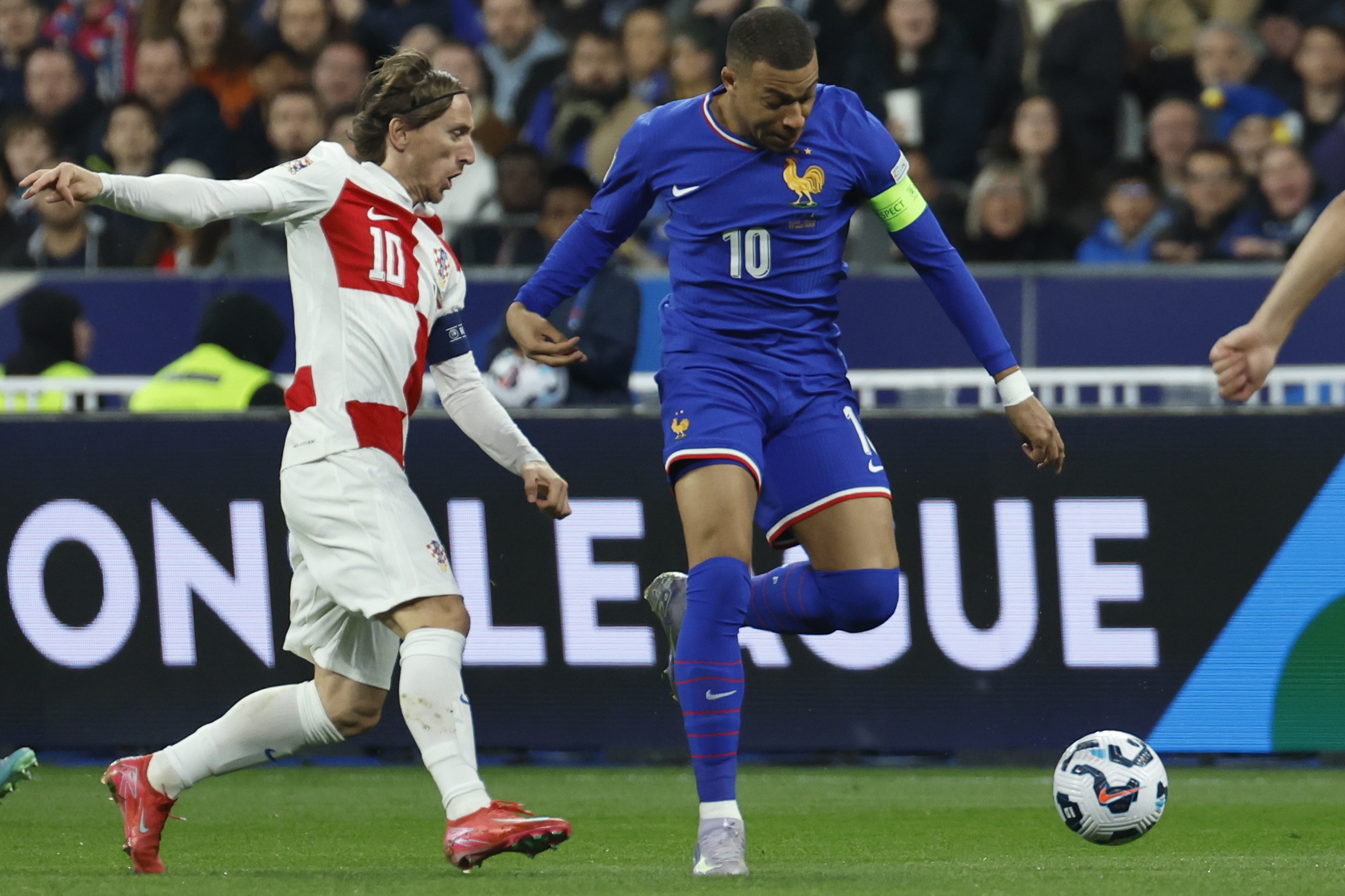 澳客平台-荷兰队手握胜利,成功晋级欧国联半决赛