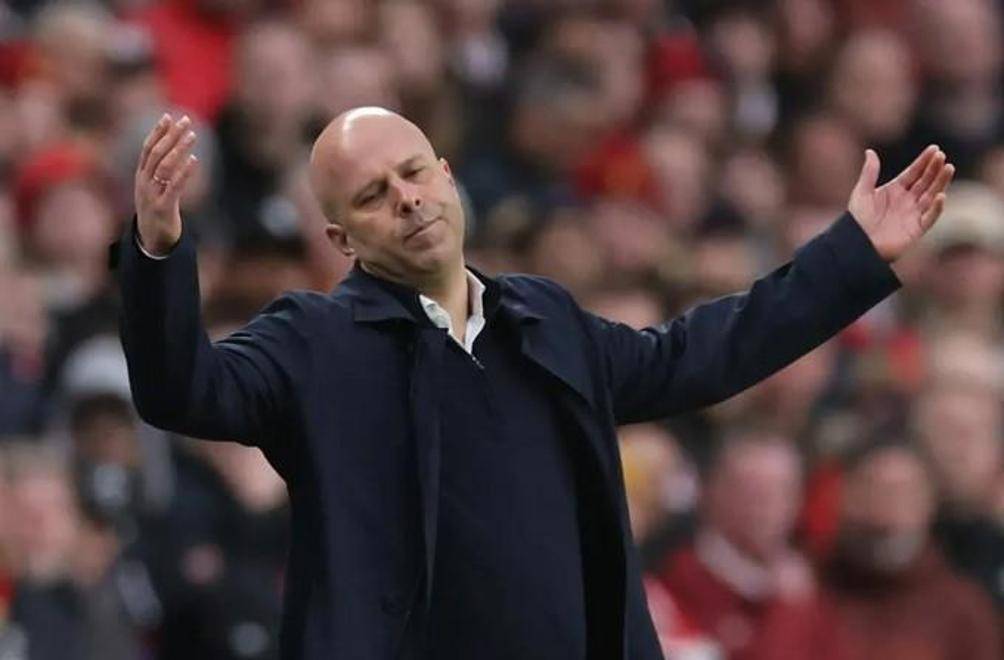 澳客馆-利物浦后卫连续失误，需重整心态才能继续前行的简单介绍