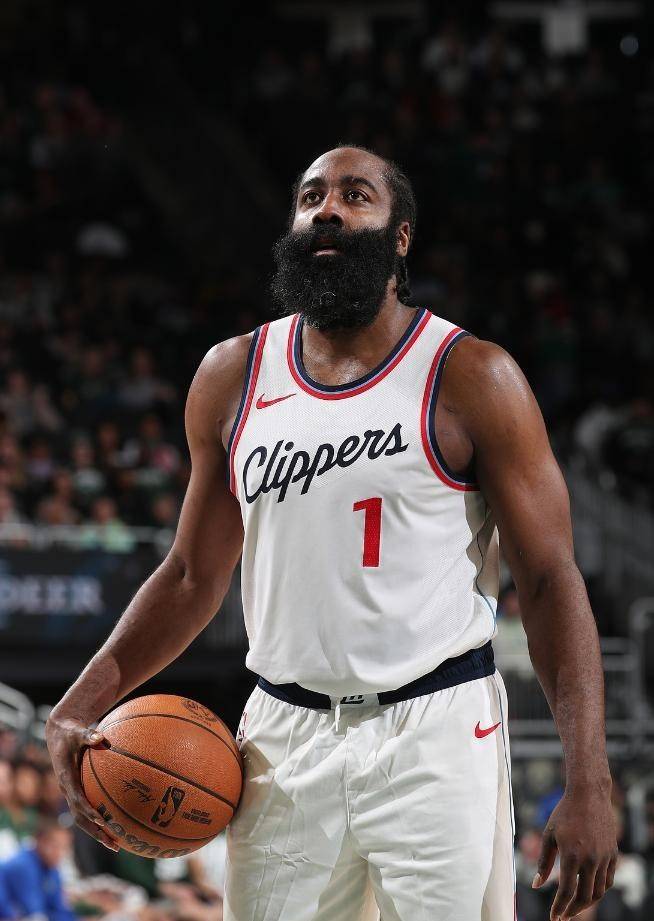 澳客app-精准三分球险胜对手，力压宋od球风头的简单介绍