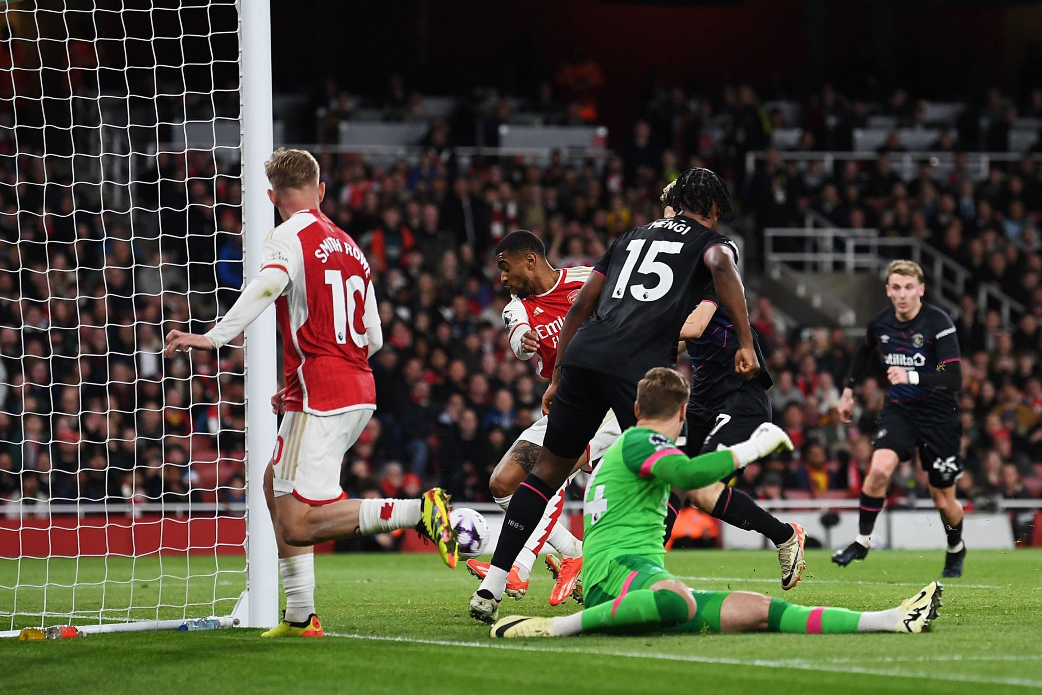 澳客官网入口-关于意外发生!热门球队意外输球,遭遇滑铁卢的信息